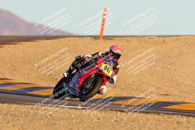 media/Jan-21-2023-CVMA (Sat) [[b9eef8ba1f]]/Race 12 Amateur Supersport Open/